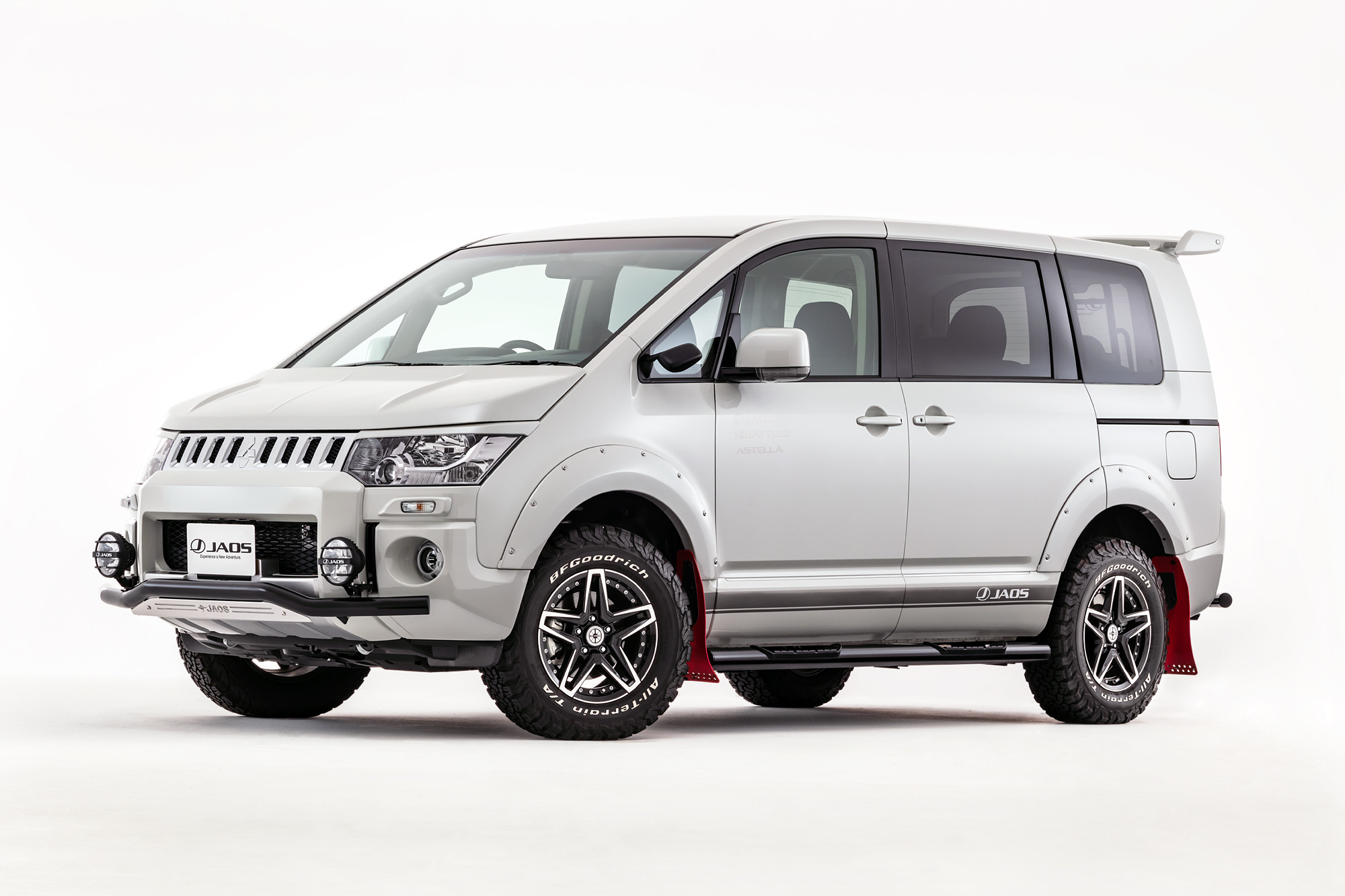 Mitsubishi delica d5 обзор